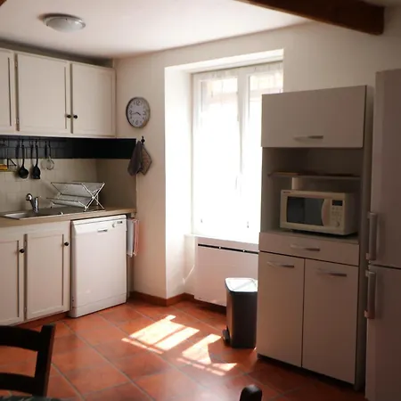 Et Salles D'eau Privees Dans Maison A Partager Centre アパート クレルモン・フェラン